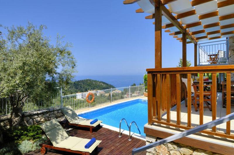 Agios Nikitas Resort Villas Exterior foto